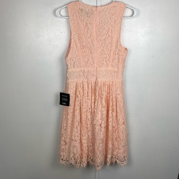 Lulus Dress. - Picture 2 of 7